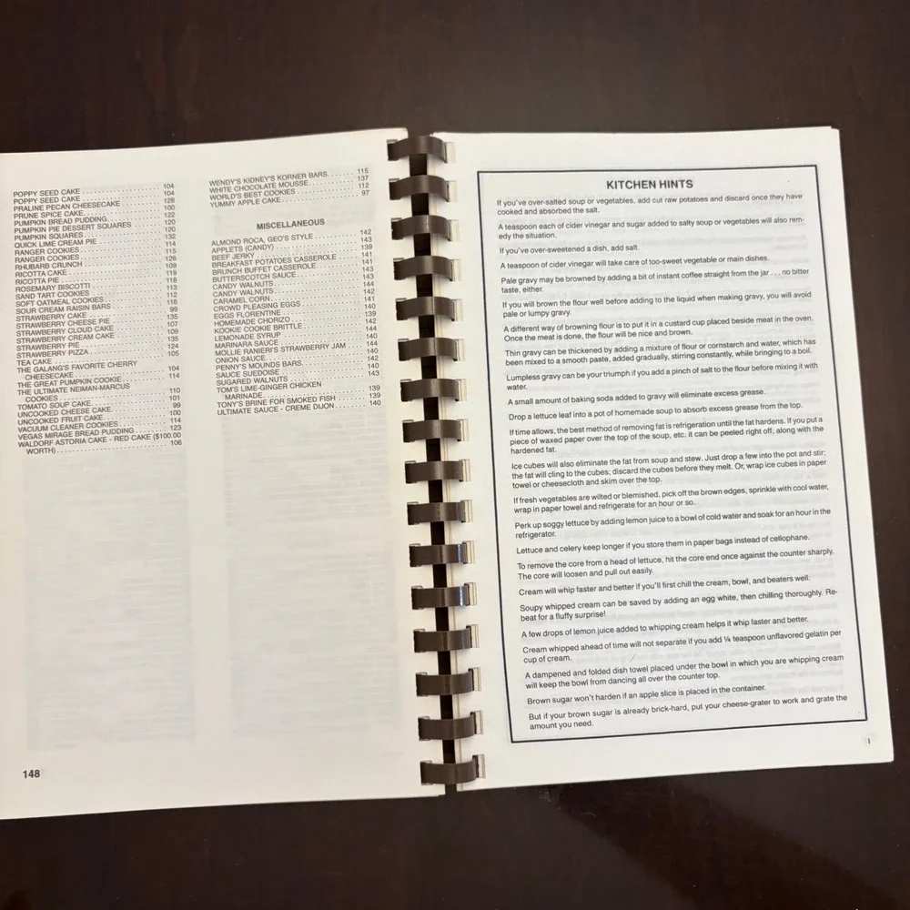 Recipe Secrets of Padre Serra Parish‎ Cookbook 1996 Camarillo California Vintage